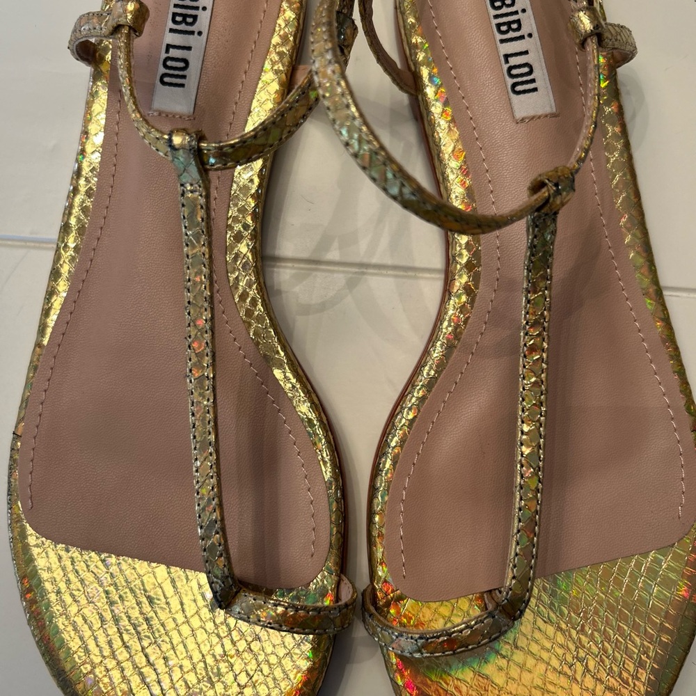 Bibi Lou Toe Loop Flat Sandal - image 4